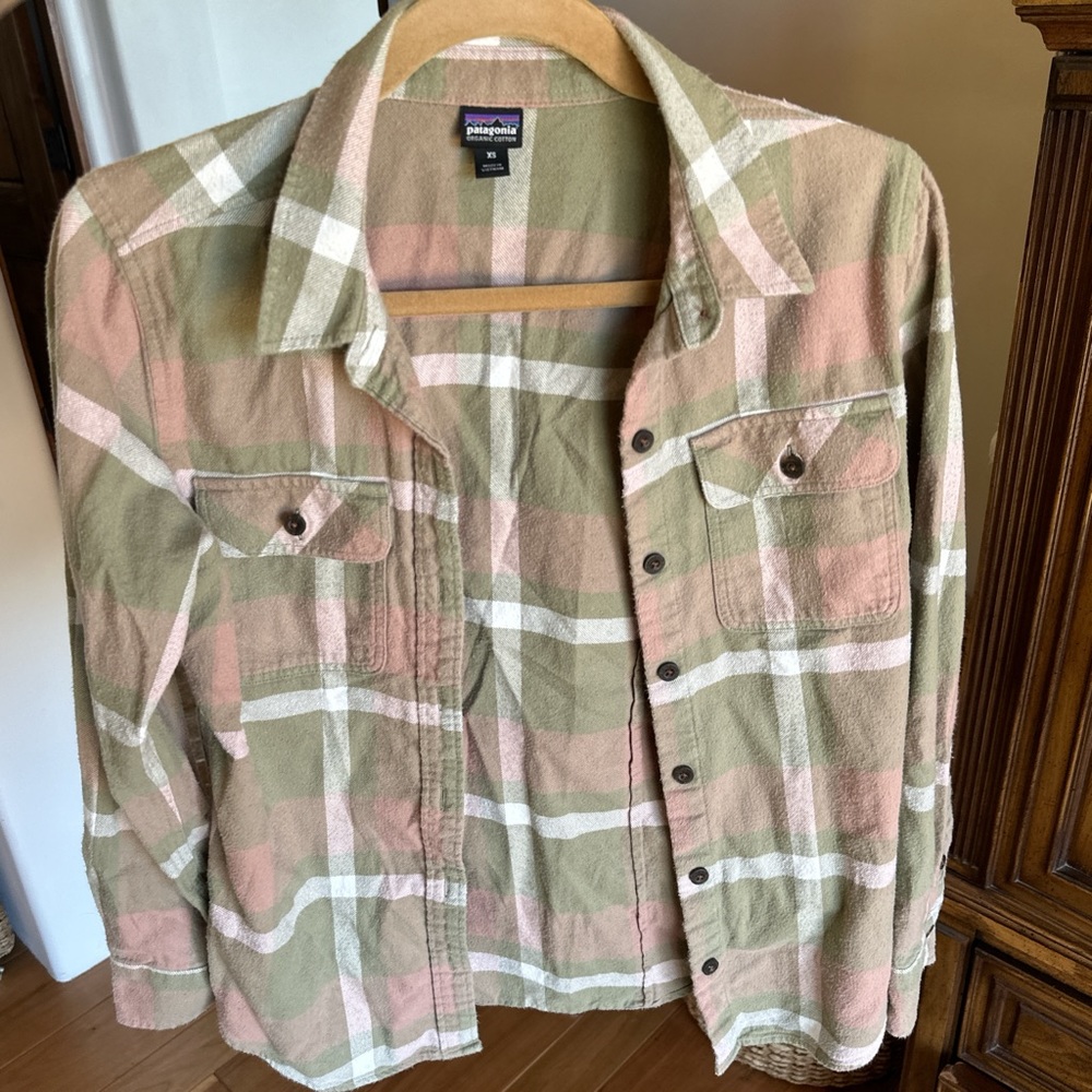 Patagonia button down shirt